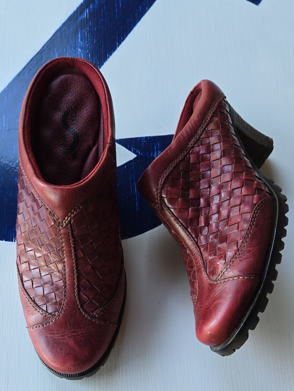 Softwalk Red Leather Woven Chunky Heel Mule Size US 9